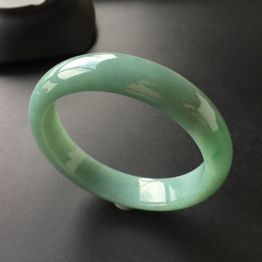 (超值推荐)糯冰种晴水手镯(57.3mm)