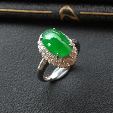 (超值推荐)冰种阳绿镶白金钻石戒指