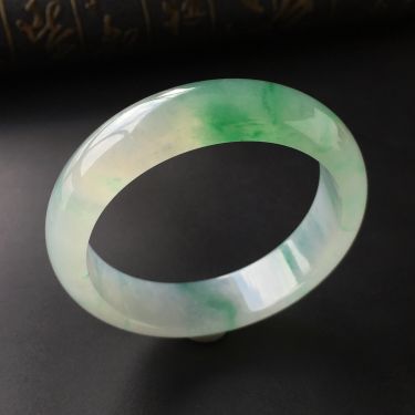 (超值推荐)冰种飘翠手镯(58mm)
