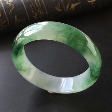 (超值推荐)糯冰种飘花手镯(57.4mm)