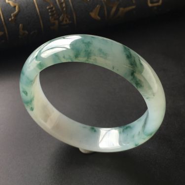 (超值推荐)糯冰种飘花手镯(57.8mm)
