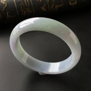 (超值推荐)糯冰种淡紫罗兰手镯(56.4mm)
