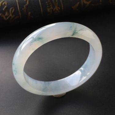 (超值推荐)冰种飘花手镯(57mm)