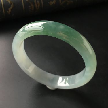 (超值推荐)糯冰种飘花手镯(57.2mm)