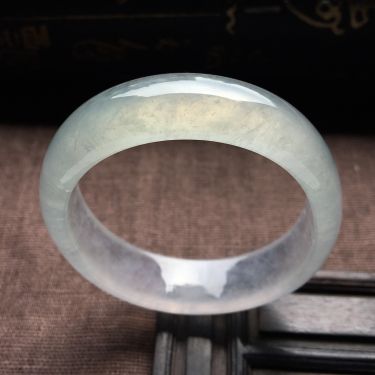 （超值推荐）冰玻种淡晴水贵妃镯（54.8mm-46.2mm）