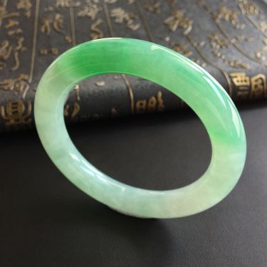 糯冰种飘翠圆条手镯(54.5mm)