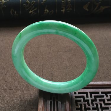 糯冰种飘翠圆条手镯(57.2mm)