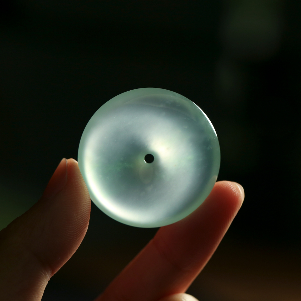 玻璃种晴水翡翠平安扣