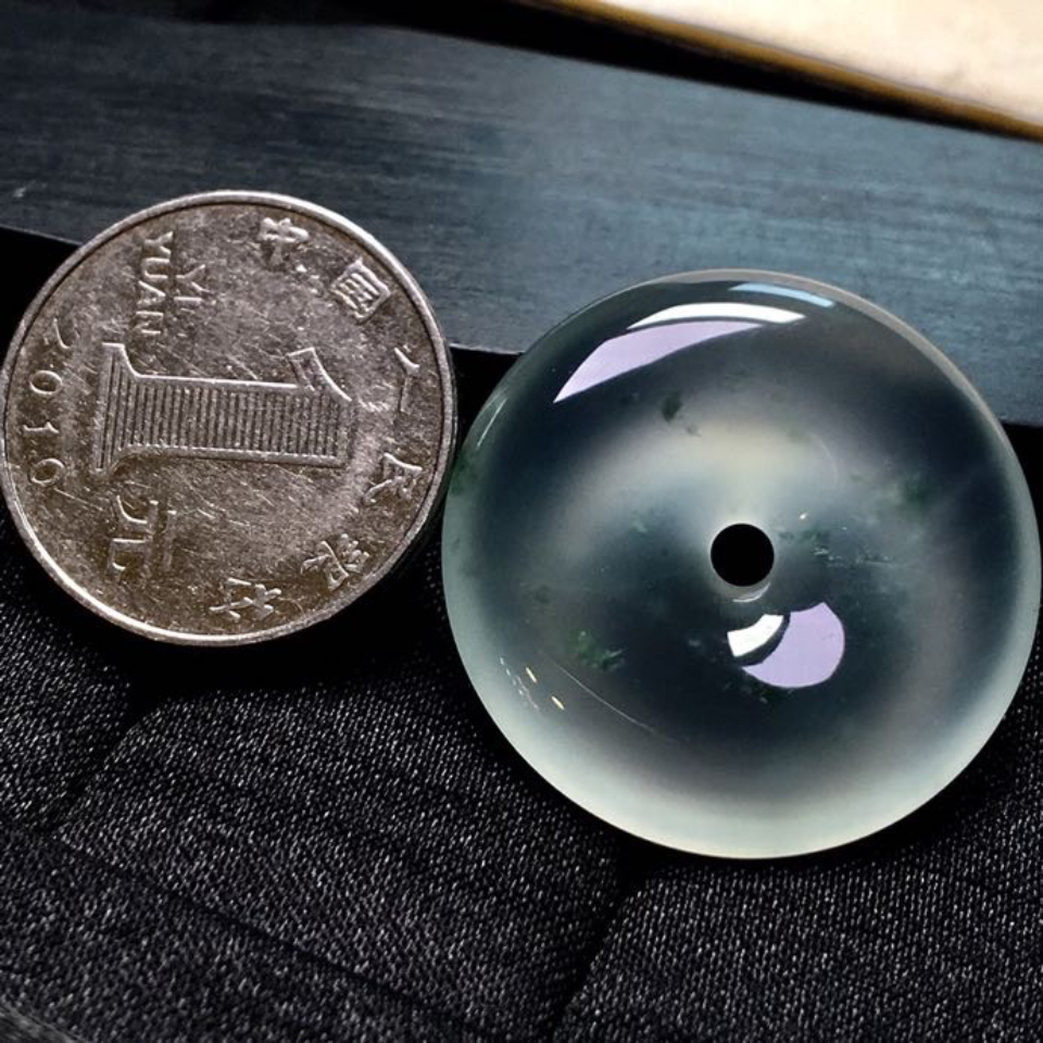 冰玻种飘花平安扣挂件翡翠