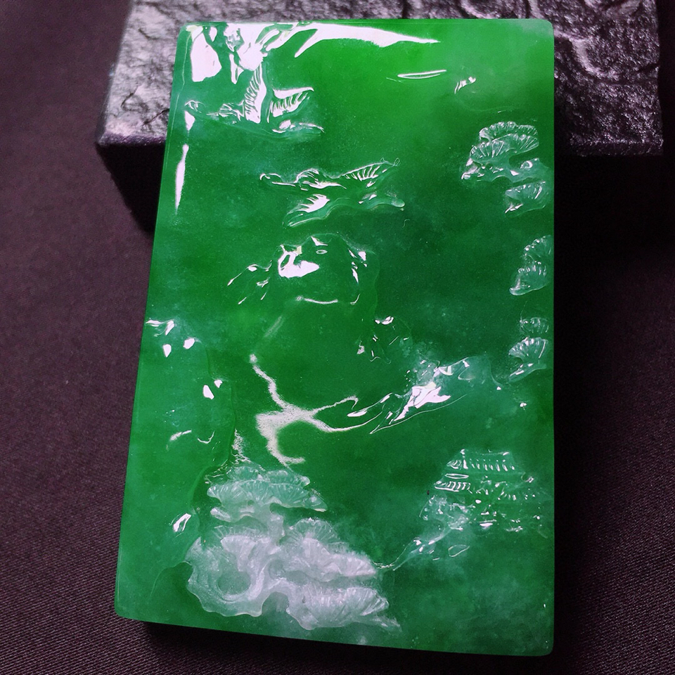 糯冰种满绿松鹤延年挂件 翡翠