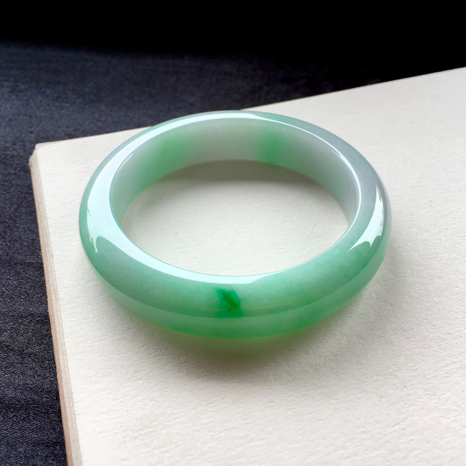 细糯种飘绿翡翠手镯55.3mm